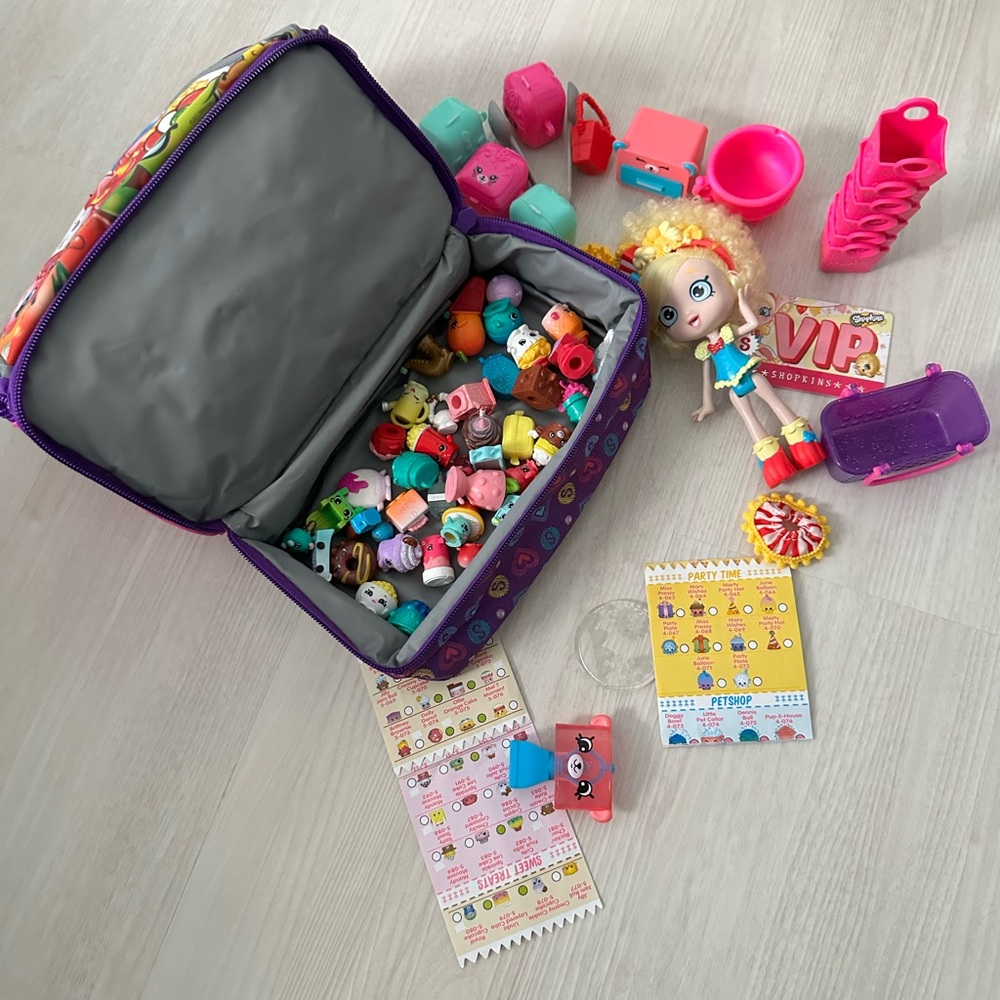 Lot of Shopkins with NEW Shopkins Lunchbag